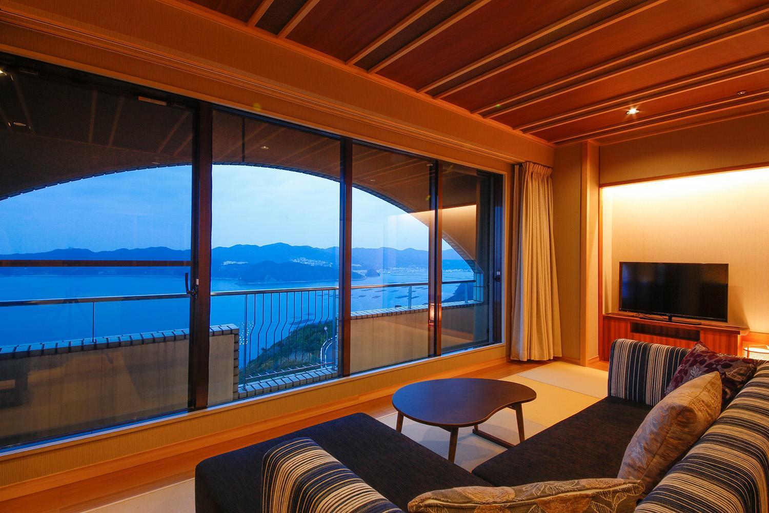 Готель Plaza Awajishima Minamiawaji Номер фото