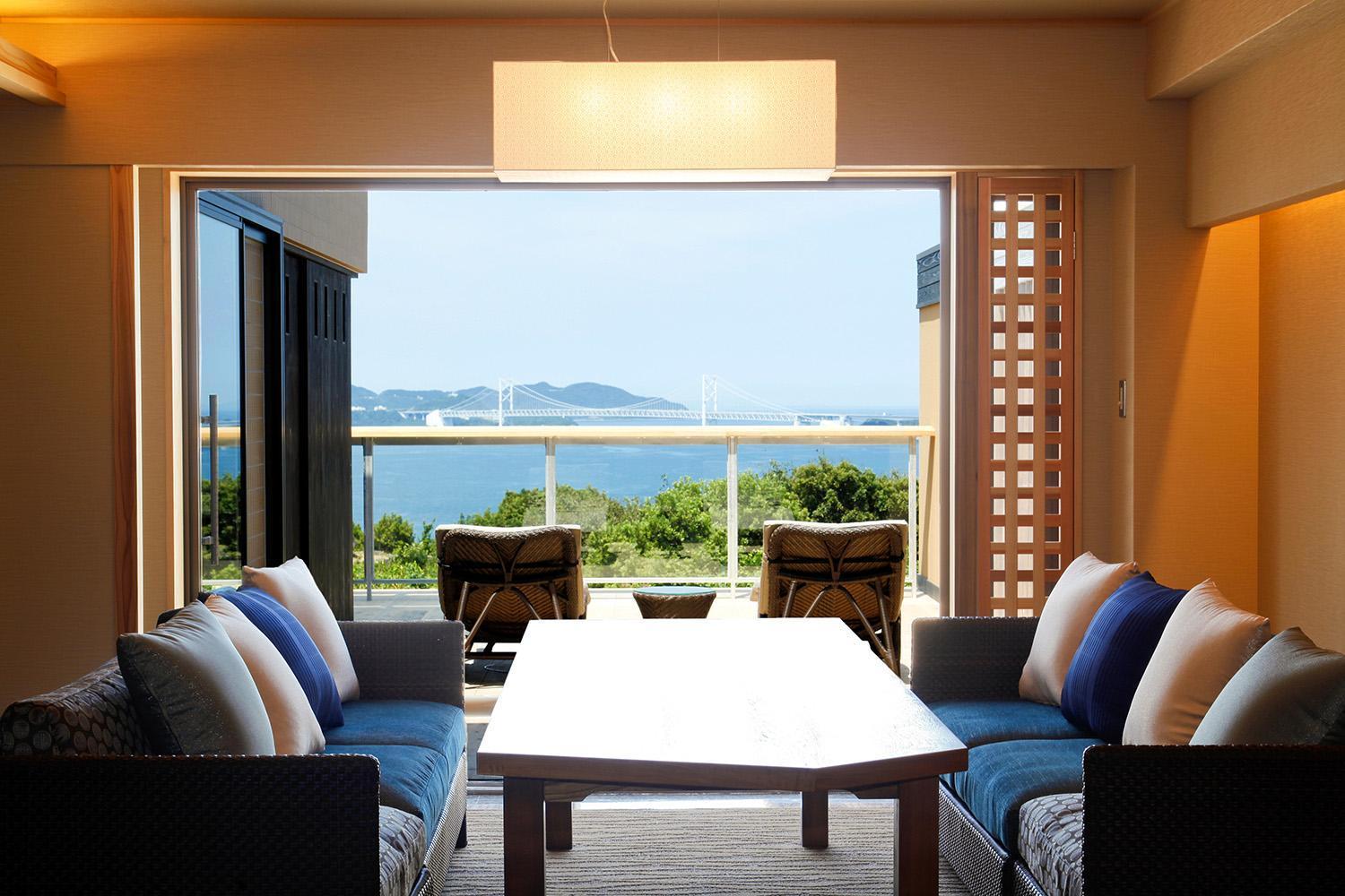Готель Plaza Awajishima Minamiawaji Екстер'єр фото